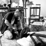 Im Dialog mit dem Material – Der Bildhauer  Klaus Metz über sein schöpferisches Universum